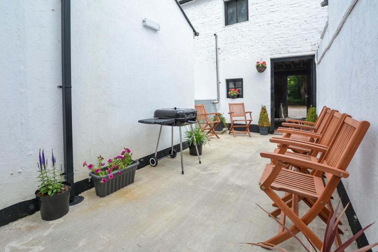 Quay House, North Coast 6 Bedroom Holiday Home 밸리캐슬 외부 사진